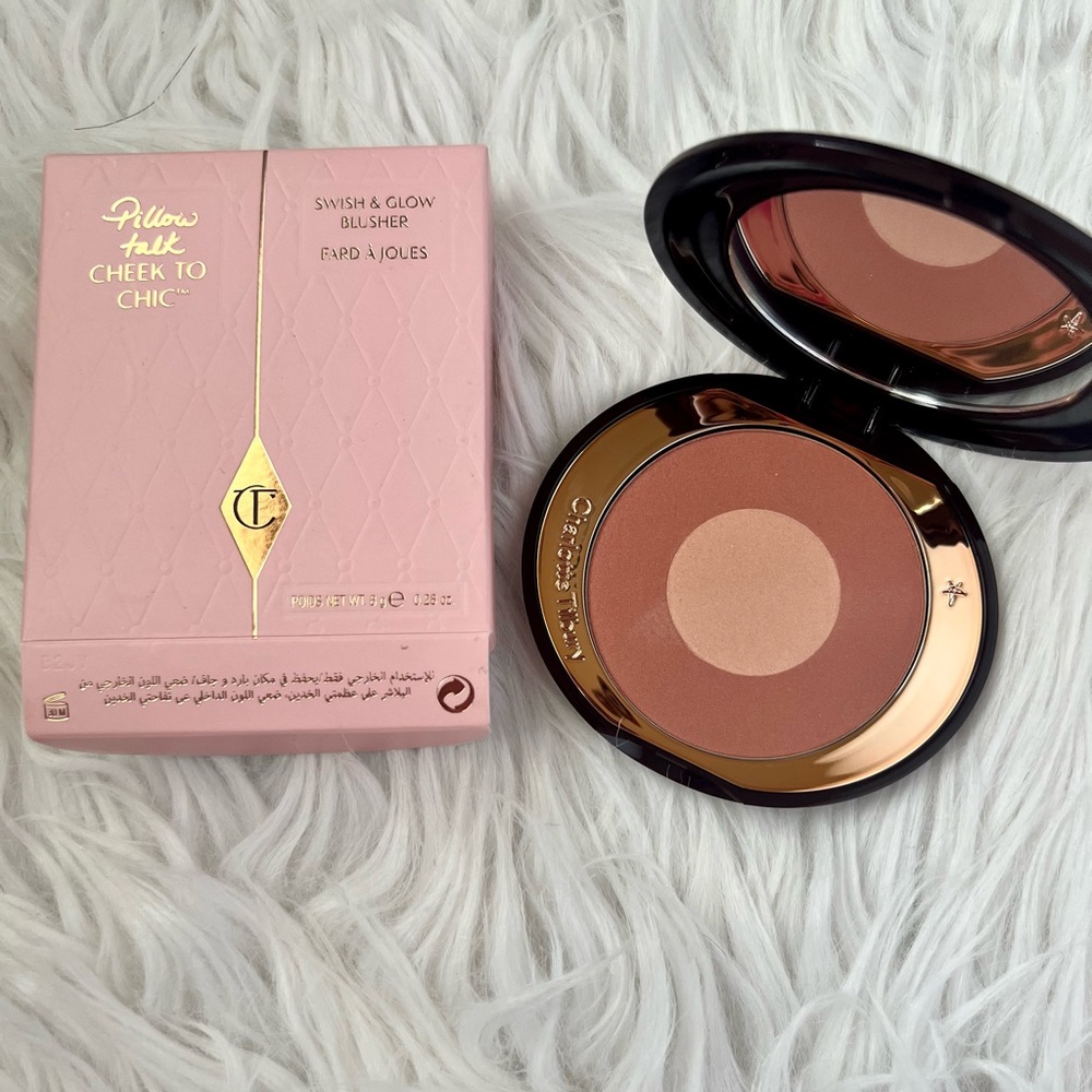 ‼️⭐️NEW IN BOX⭐️‼️ CHARLOTTE TILBURY | CHIC TO CHEEK BLUSH - PILLOW TALK